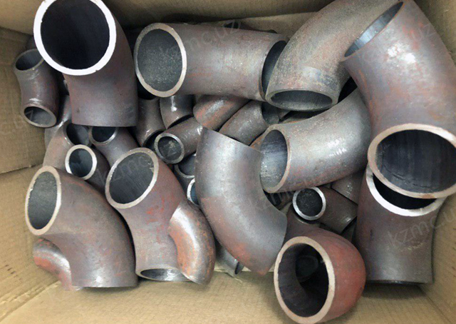 Бесшовный отвод 45 ̊ 139.7х10 ст20