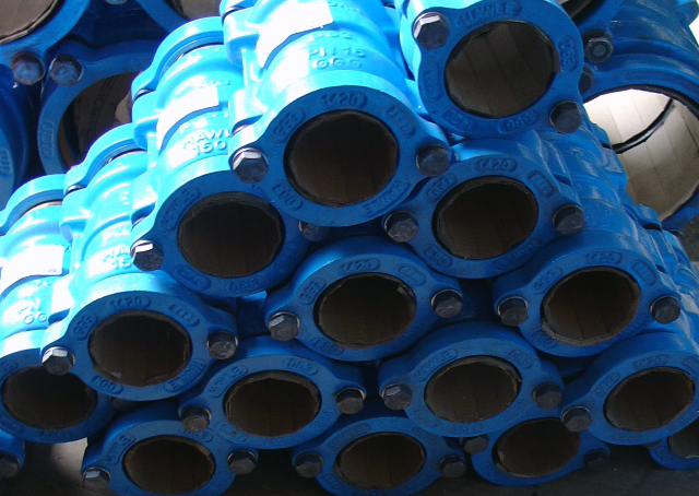 Чугунная муфта для ПЭ труб System 2000 DN 75 PN 16