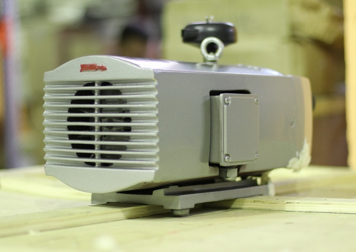 Вакуумный насос Erstevak PVP140