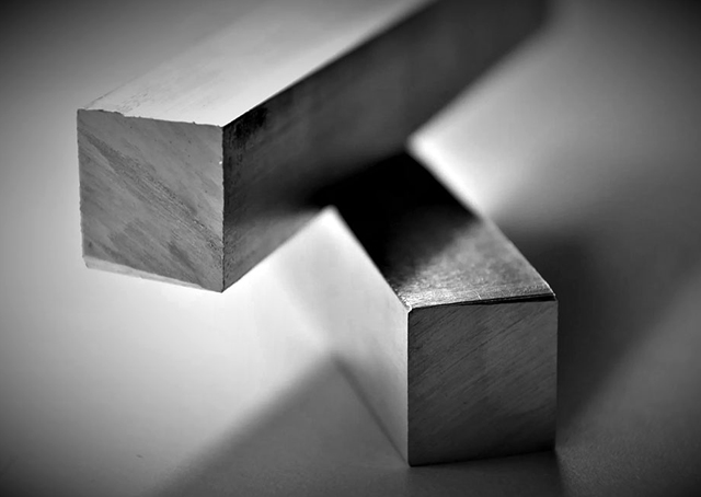 Нержавеющий квадрат 19 мм 30Х13