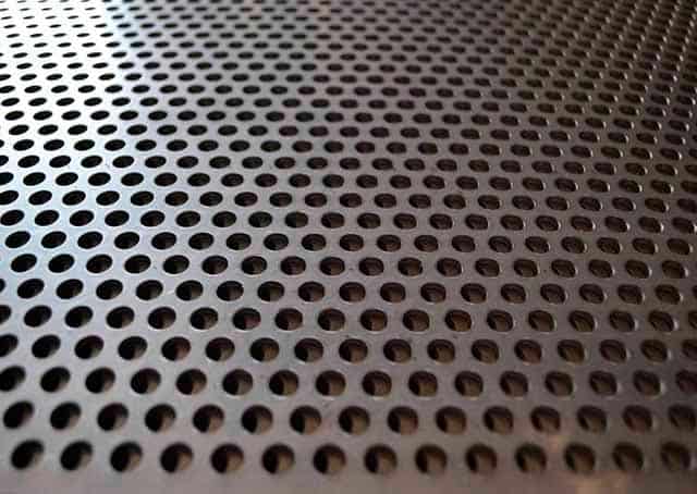 Перфорированный стальной лист 3.2х1400 мм Ст40