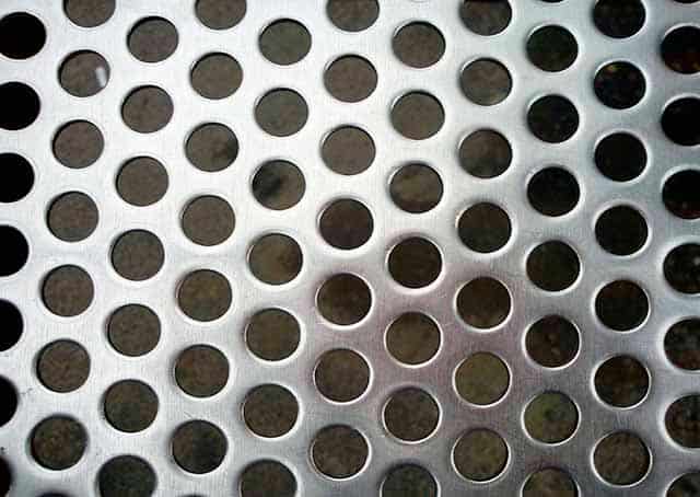 Перфорированный стальной лист 3.2х1400 мм Ст40