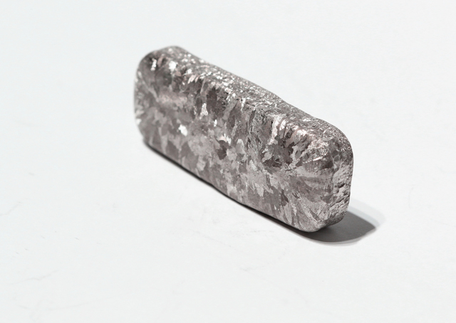 Висмутовая чушка Ви0